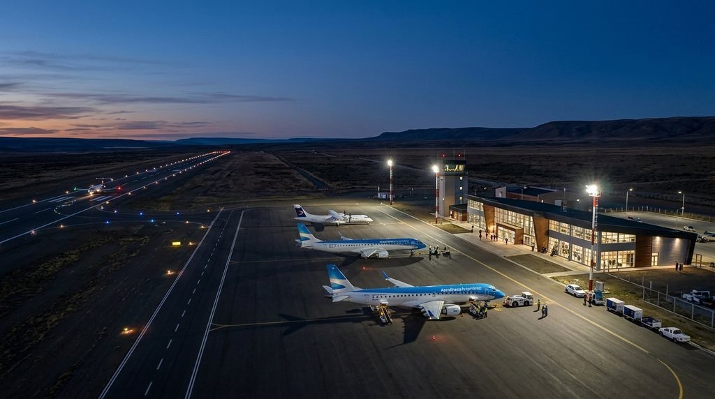 El aeropuerto de Perito Moreno quedó habilitado para operar de noche (19/10/2026)